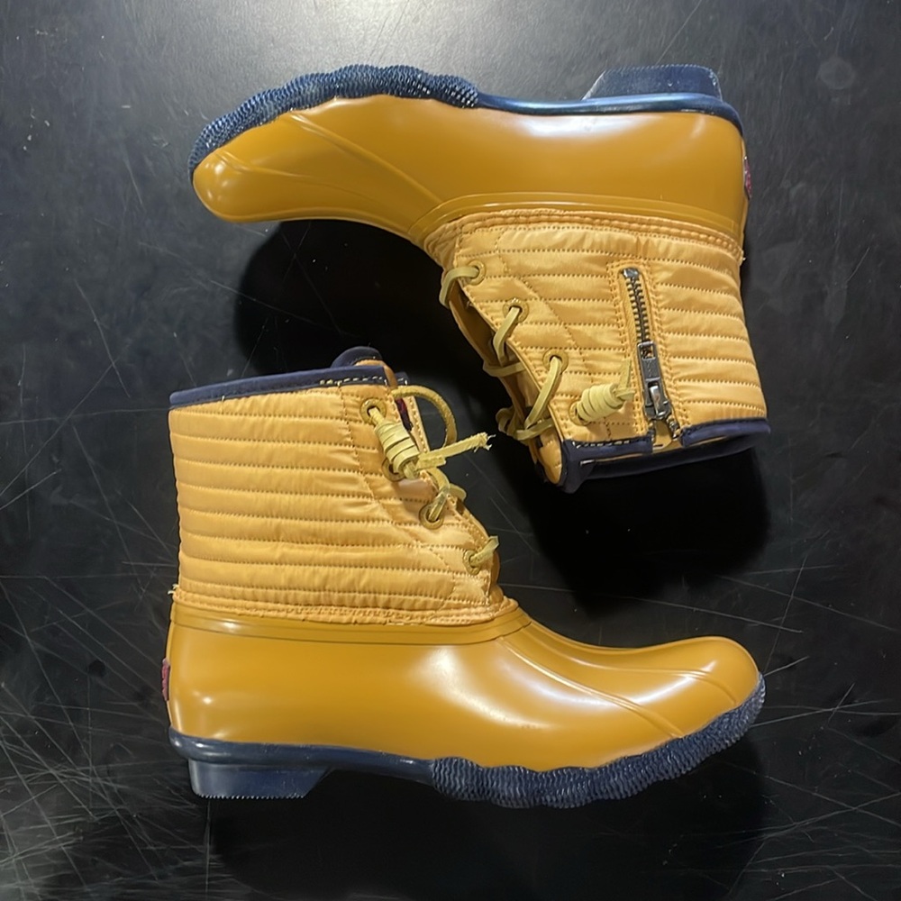 Sperry Top-Sider - Womens Saltwater Nylon Boots, size 5 US womens, color yellow. - Picture 3 of 6